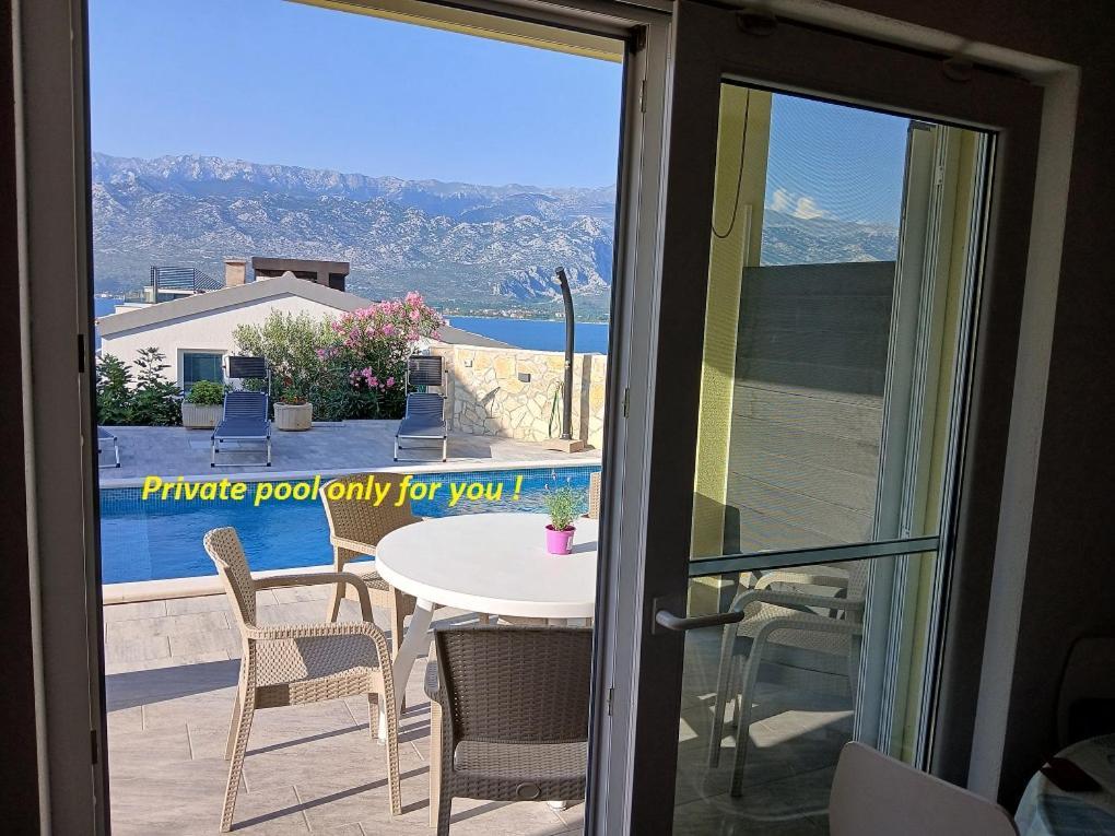 Apartmani Jelic Vinjerac Buitenkant foto